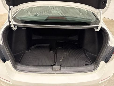 Used 2024 Honda Civic Sport image 13
