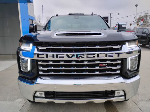 Used 2021 Chevrolet Silverado 3500 LTZ w/ LTZ Plus Package image 29