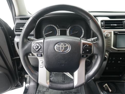 Used 2016 Toyota 4Runner Limited RWD image 18