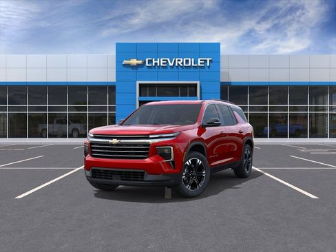 New 2027 Chevrolet Traverse LT w/ Sun and Wheel Package AWD/4WD image 8