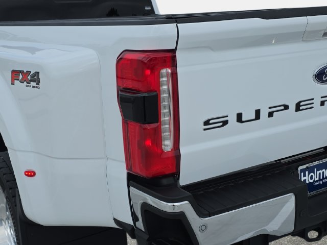 Used 2024 Ford F450 Lariat w/ Lariat Ultimate Package AWD/4WD image 33