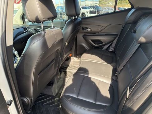 Used 2019 Buick Encore Essence w/ Experience Buick Package image 16