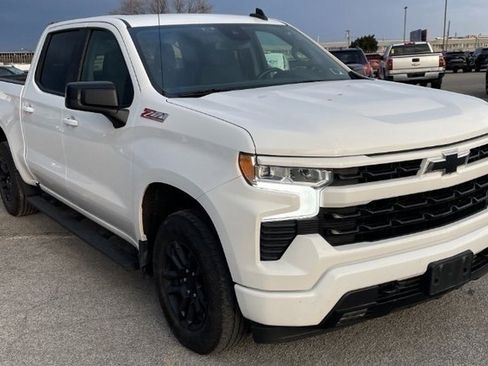 Used 2022 Chevrolet Silverado 1500 RST image 8