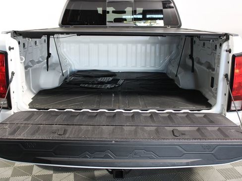 Used 2024 Chevrolet Colorado Trail Boss w/ Technology Package image 45