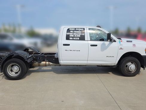 Used 2022 RAM 3500 Tradesman w/ Max Tow Package AWD/4WD image 6
