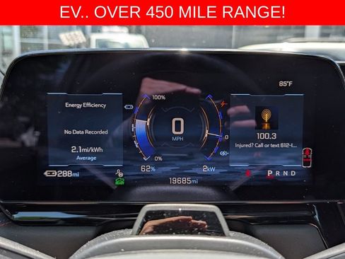 Used 2025 Chevrolet Silverado EV RST AWD/4WD image 39