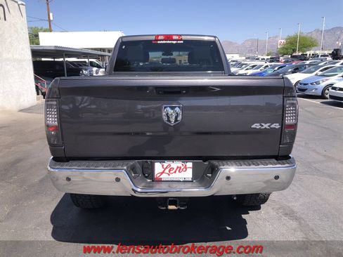 Used 2018 RAM 2500 Tradesman w/ Chrome Appearance Group image 8
