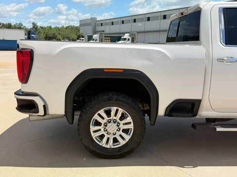 Used 2022 GMC Sierra 2500 Denali AWD/4WD image 7