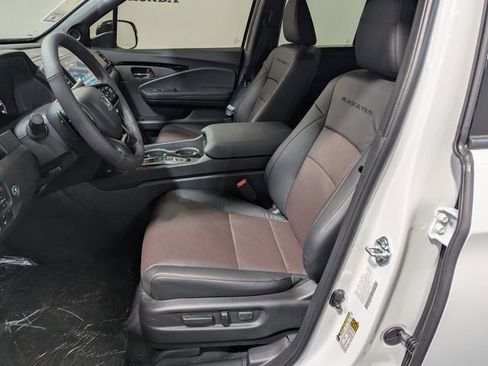 New 2026 Honda Ridgeline Black Edition image 11