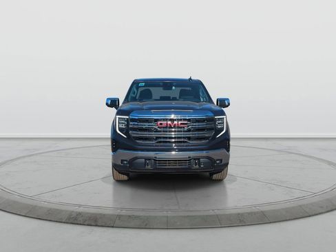 New 2026 GMC Sierra 1500 SLT AWD/4WD image 3
