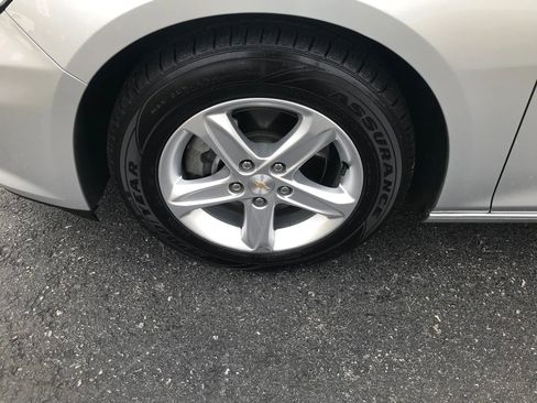 Used 2022 Chevrolet Malibu LS image 36