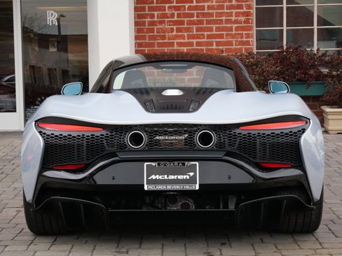 New 2026 McLaren Artura RWD image 5