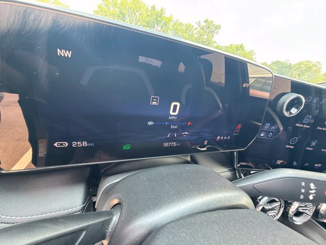 Used 2024 Chevrolet Blazer EV LT AWD/4WD image 20