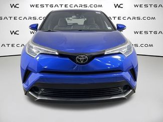 Used 2019 Toyota C-HR XLE video 2