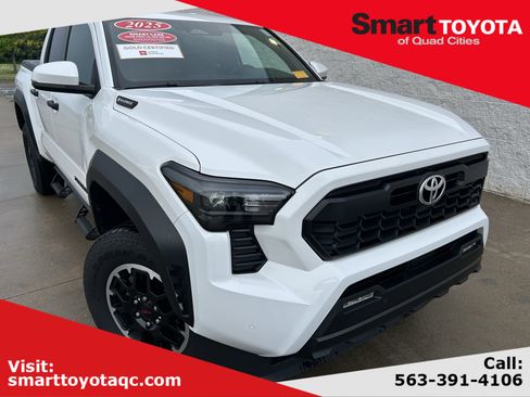 Certified 2025 Toyota Tacoma TRD Off-Road w/ TRD Off Road Upgrade Package AWD/4WD image 1