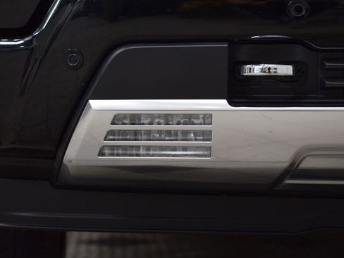Used 2024 Chevrolet Silverado 1500 High Country w/ High Country Premium Package AWD/4WD image 14