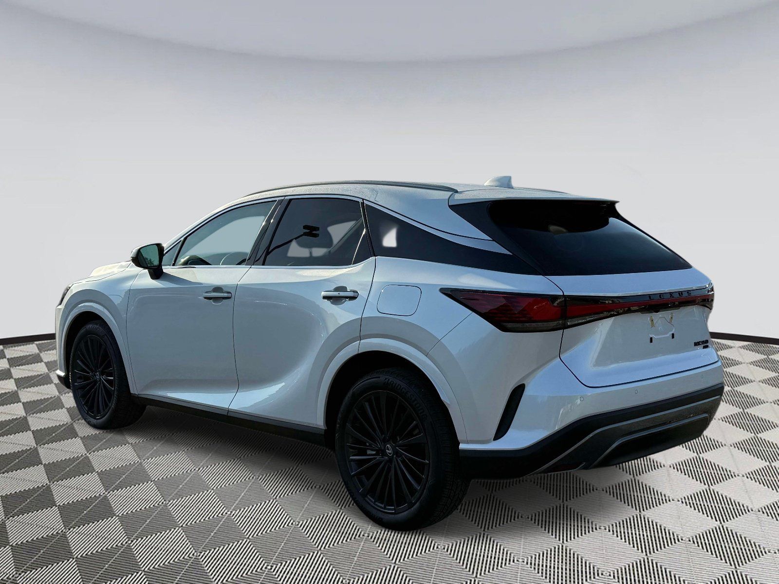 Used 2026 Lexus RX 350 Premium w/ Accessory Package (Z1) AWD/4WD image 4