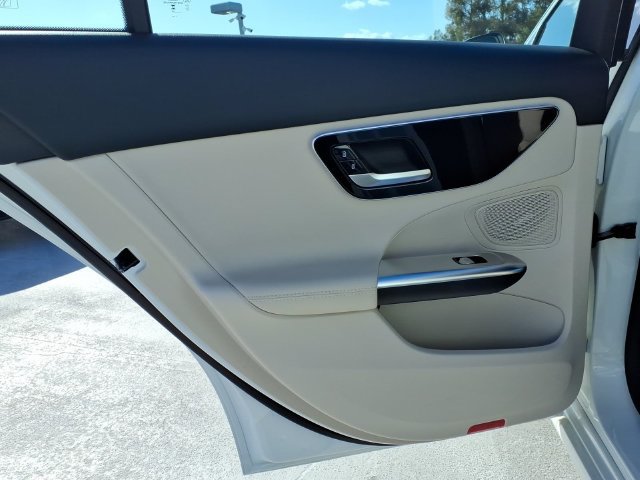Certified 2024 Mercedes-Benz C 300 Sedan image 17