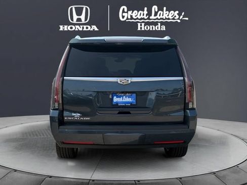 Used 2019 Cadillac Escalade Platinum AWD/4WD image 5