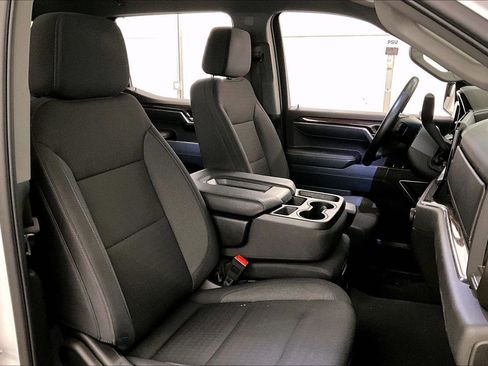 Used 2024 Chevrolet Silverado 1500 LT image 7