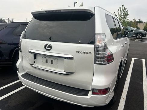 Used 2023 Lexus GX 460 Premium w/ Premium Plus Package AWD/4WD image 4
