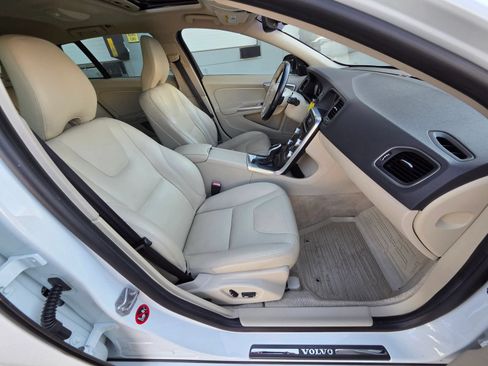 Used 2015 Volvo V60 T5 Premier FWD image 20