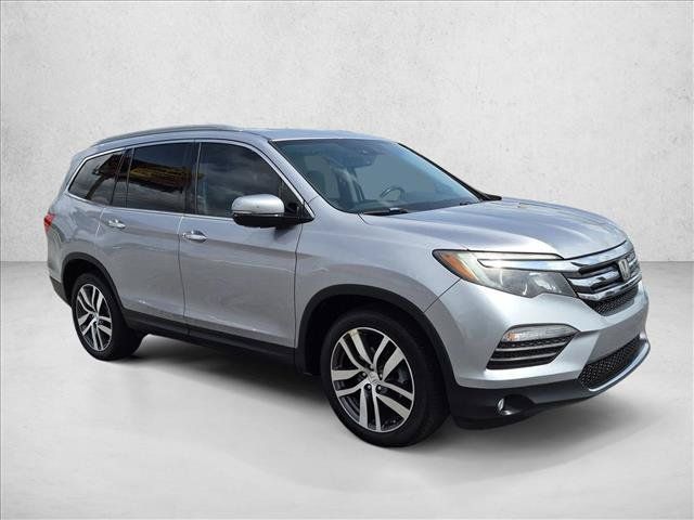 Used 2017 Honda Pilot Elite image 5