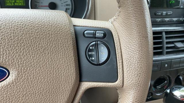 Used 2008 Ford Explorer Sport Trac XLT RWD image 12