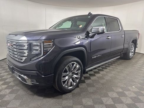 Used 2024 GMC Sierra 1500 Denali w/ Denali Reserve Package image 6