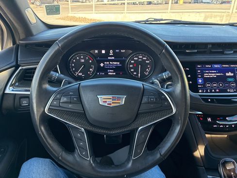 Used 2023 Cadillac XT5 Sportv w/ Technology Package image 24