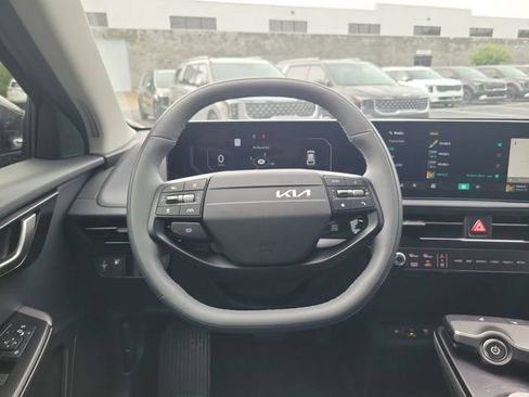 New 2026 Kia EV6 Light RWD image 10