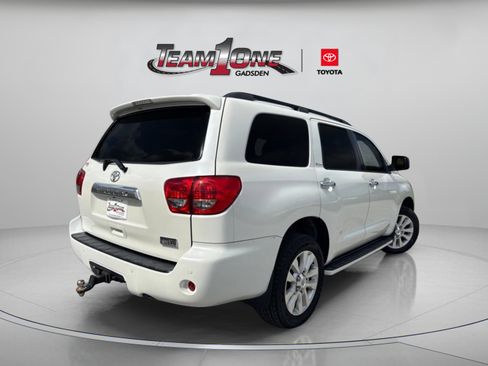 Used 2016 Toyota Sequoia Platinum RWD image 7