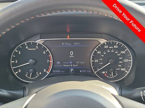Used 2022 Nissan Altima 2.5 SR w/ Midnight Edition Package FWD image 9