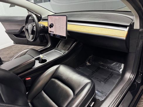 Used 2021 Tesla Model 3 Standard Range Plus image 53