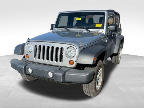 Used 2013 Jeep Wrangler Sport w/ Connectivity Group image 6