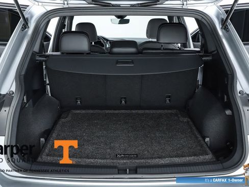 Used 2023 Volkswagen Tiguan SE R-Line image 68