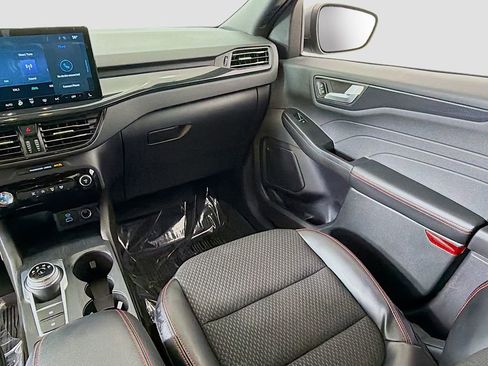 Used 2023 Ford Escape ST-Line w/ Tech Pack #1 image 26