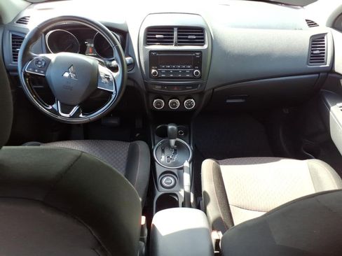 Used 2017 Mitsubishi Outlander Sport LE AWD/4WD image 8