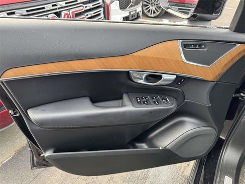 Certified 2023 Volvo XC90 B6 Core w/ Protection Package Premier image 14