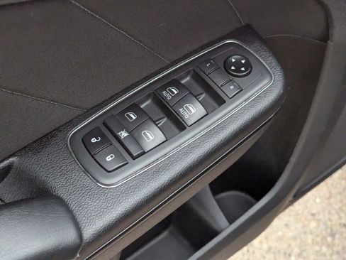 Used 2019 Dodge Charger GT w/ Blacktop Package image 18