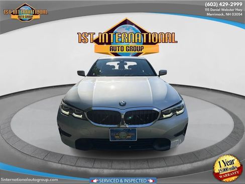 Used 2020 BMW 330i xDrive Sedan w/ Premium Package AWD/4WD image 3