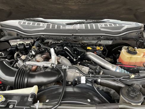 Used 2017 Ford F350 Lariat w/ Lariat Ultimate Package image 16