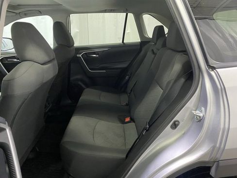 Certified 2019 Toyota RAV4 XLE w/ Convenience Package image 11