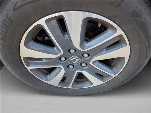 Used 2015 Honda Odyssey Touring Elite image 18