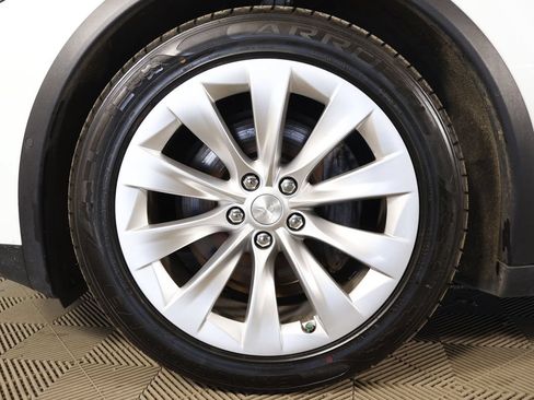 Used 2020 Tesla Model X Long Range AWD/4WD image 19