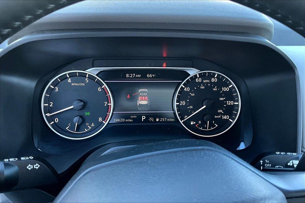 Used 2025 Nissan Rogue SV AWD/4WD image 13