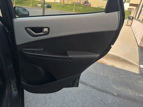 Used 2018 Hyundai Kona Ultimate image 29