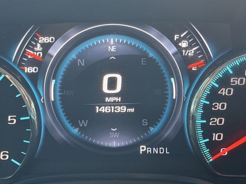 Used 2017 Chevrolet Tahoe LT w/ Luxury Package AWD/4WD image 20