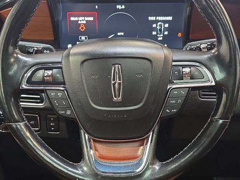 Used 2020 Lincoln Navigator Reserve w/ Luxury Package AWD/4WD image 24