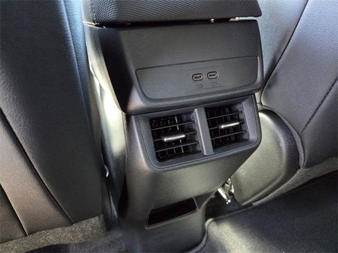 New 2026 Chevrolet Equinox LT w/ Convenience Package II image 20